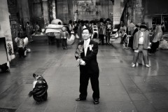 英雄联盟全球总决赛玩家创作大赛开启！赢限定皮肤，上官方平台展示，点燃电竞激情